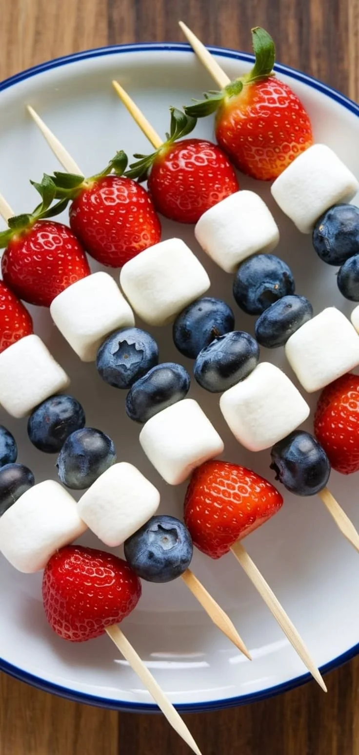 10 Easy & Tasty Fourth of July Food Ideas 1 Delicious Fourth of July food ideas for summer celebrations and barbecues