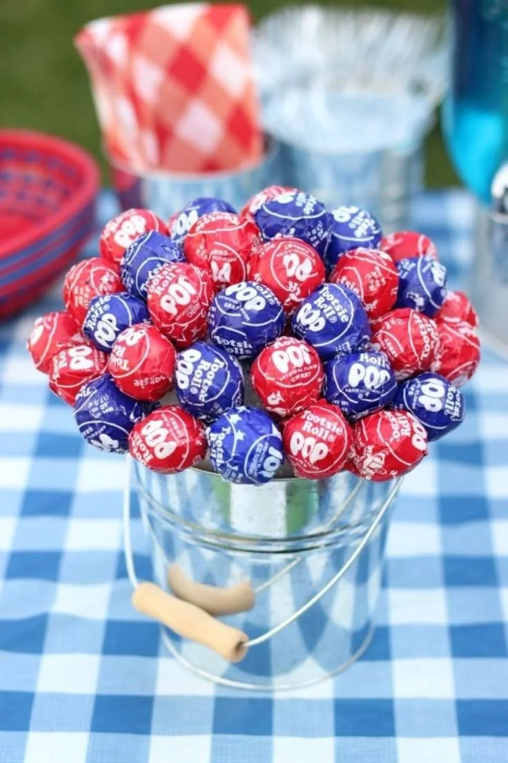 Easy & Fun 4th of July Party Ideas: Decorations, Food & More! 1 4th of July party decorations, food, and festive ideas for a fun celebration