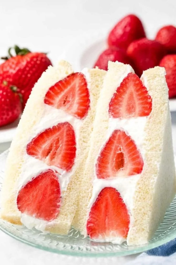 Delicious Japanese strawberry sandwich filled with fresh strawberries and cream